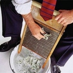 ЦБ за нарушение закона об отмывании наказал Диг-Банк и Москомприватбанк 